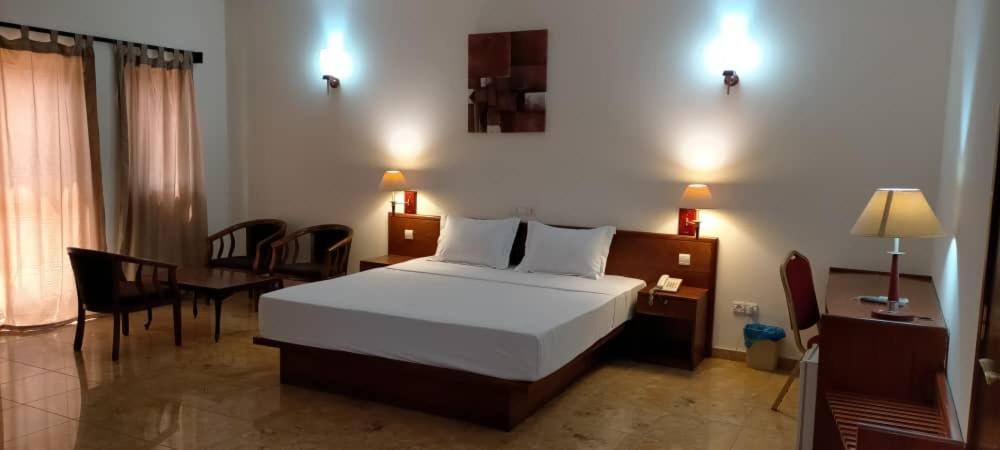 Hotel Marbella Lomé Exteriér fotografie