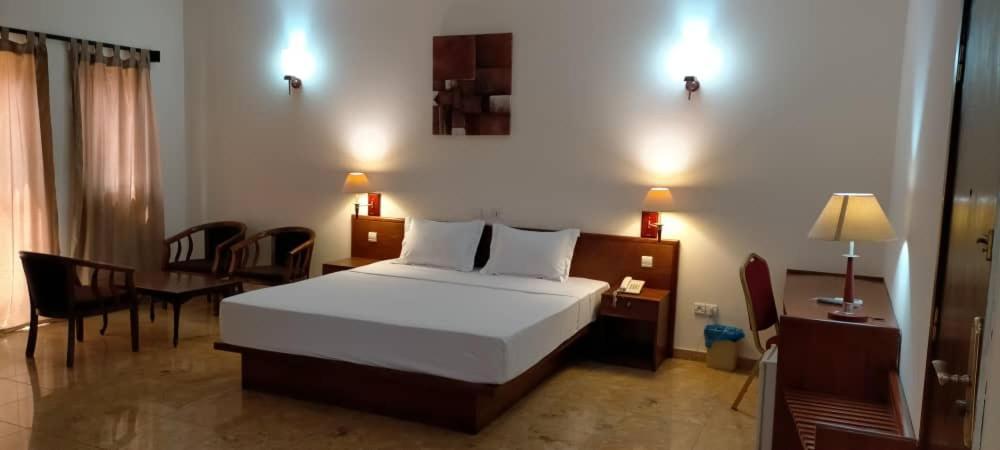 Hotel Marbella Lomé Exteriér fotografie