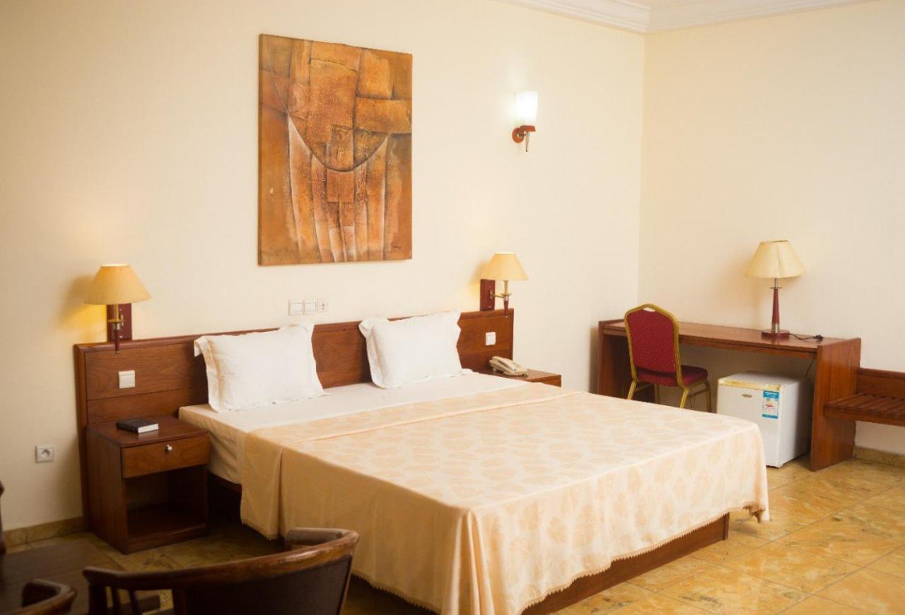 Hotel Marbella Lomé Exteriér fotografie
