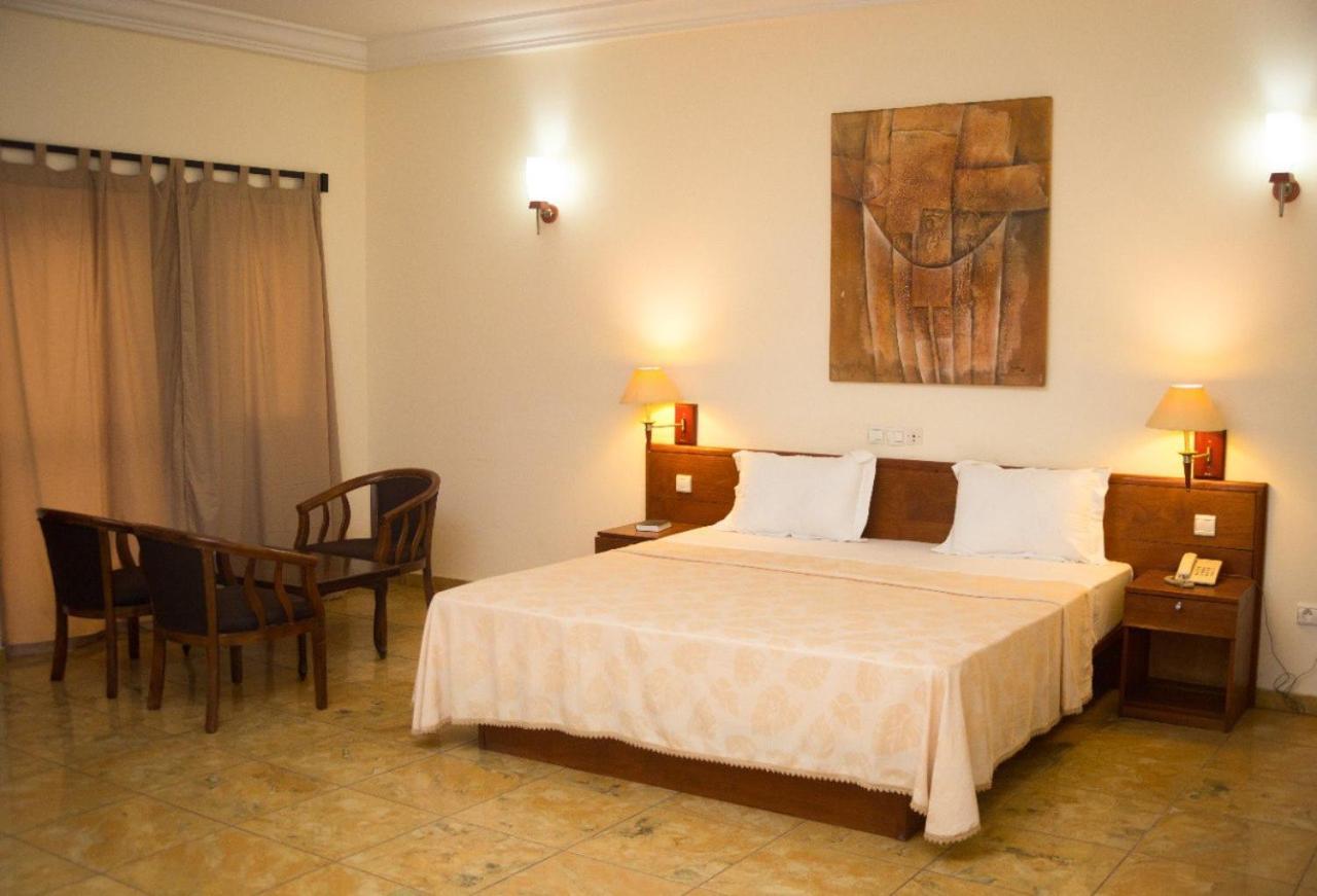 Hotel Marbella Lomé Exteriér fotografie
